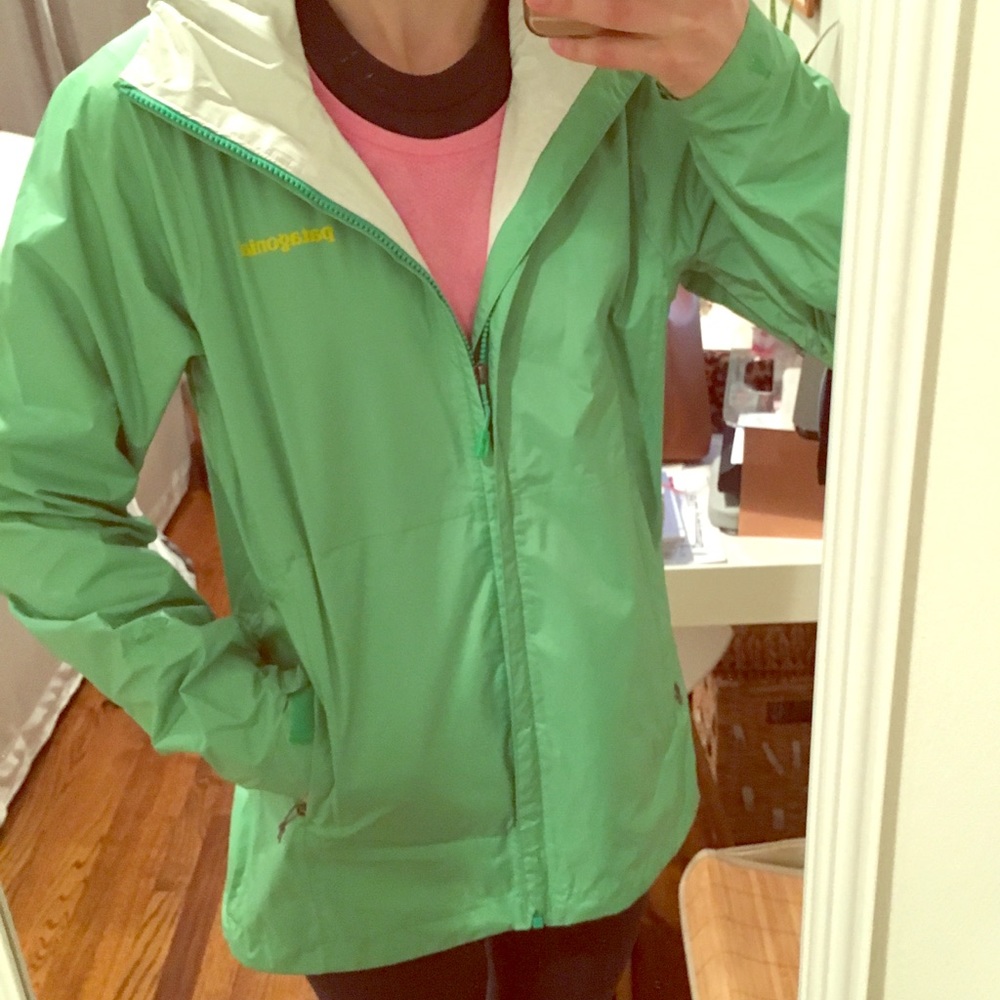 Women’s Patagonia Rain Jacket